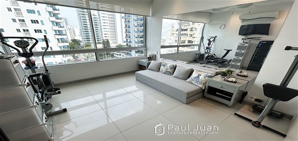 Corner of Pinango Avenue and 10th.  Bolivar, 130001 | Exclusive apartment