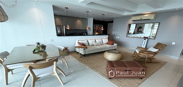 Corner of Pinango Avenue and 10th.  Bolivar, 130001 | Exclusive apartment