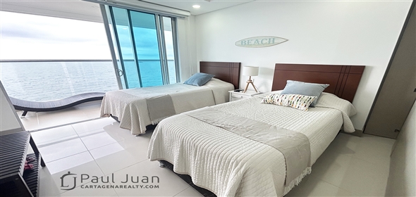 corner of Malecon Avenue and 5th St..  Bolivar, 130001 | Beautiful apartment