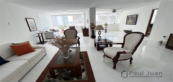 2nd Avenue # 8-75.  Bolivar, 130001 | Spacious residential apartment