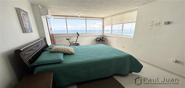 2nd Avenue # 8-75.  Bolivar, 130001 | Spacious residential apartment