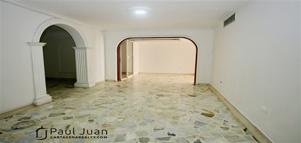 5th Avenue # 4-129.  Bolivar, 130001 | Spacious apartment