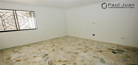 5th Avenue # 4-129.  Bolivar, 130001 | Spacious apartment