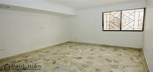 5th Avenue # 4-129.  Bolivar, 130001 | Spacious apartment