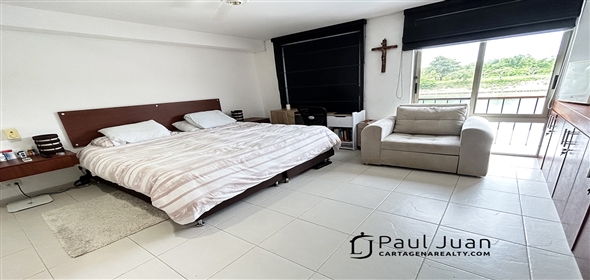 Portonaito Lake.  Bolivar, 130001 | Fabulous nautical townhouse