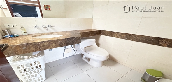 Portonaito Lake.  Bolivar, 130001 | Fabulous nautical townhouse