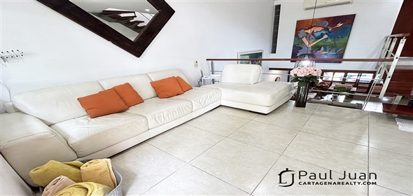 Portonaito Lake.  Bolivar, 130001 | Fabulous nautical townhouse