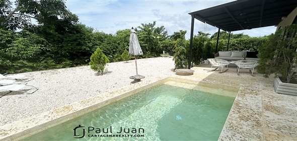 Road to Colegio Britanico.  Bolivar, 130001 | Fabulous house