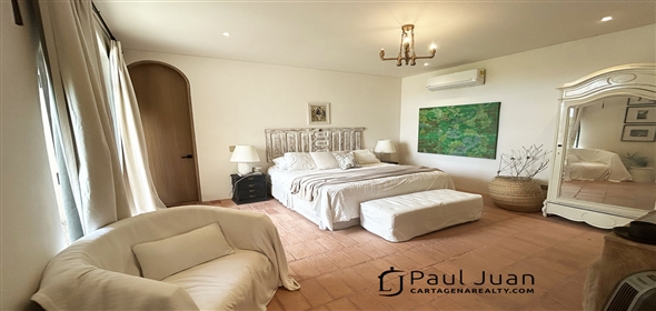 Road to Colegio Britanico.  Bolivar, 130001 | Fabulous house