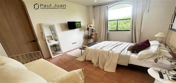 Road to Colegio Britanico.  Bolivar, 130001 | Fabulous house