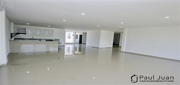 Road to Colegio Britanico.  Bolivar, 130001 | Fabulous two-story house,