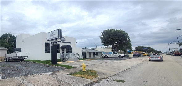 331 E Commercial Blvd Fort Lauderdale Florida, 33334 | Free Standing Building