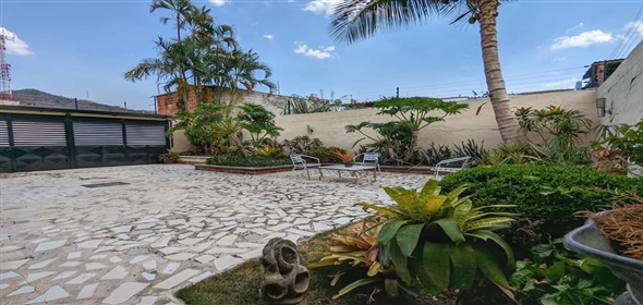 Trigal Norte Valencia Carabobo, 2001 | Exclusive House in TRigal Norte - Quinta en El Trigal Norte