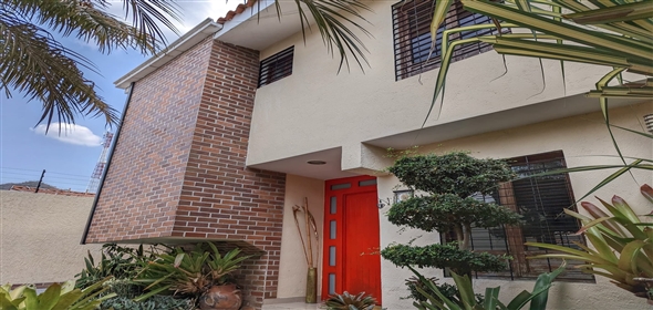 Trigal Norte Valencia Carabobo, 2001 | Exclusive House in TRigal Norte - Quinta en El Trigal Norte