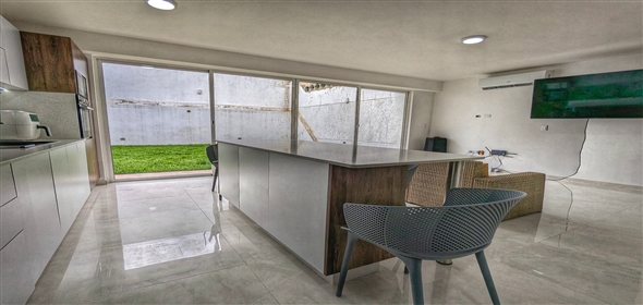 Trigal Norte Valencia Carabobo, 2001 | Brandnew House in El Trigal Norte - Hermosa Casa en El Trigal Norte