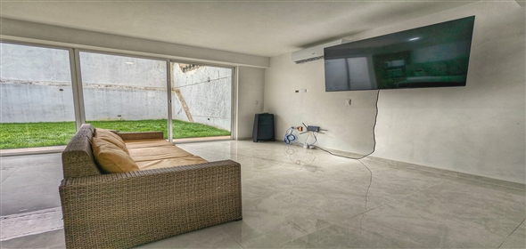 Trigal Norte Valencia Carabobo, 2001 | Brandnew House in El Trigal Norte - Hermosa Casa en El Trigal Norte