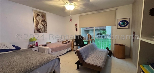 Torres de Versalles Avenida Costanera TV2 Torre 200 PBC Panama City Panamá Province, 07127 | Incredible Apartment in Versalles