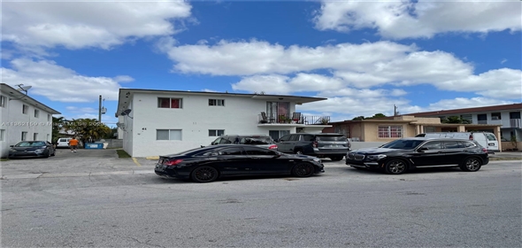 61 W 13th St HIALEAH Hialeah Florida, 33010 | Spectacular multifamily