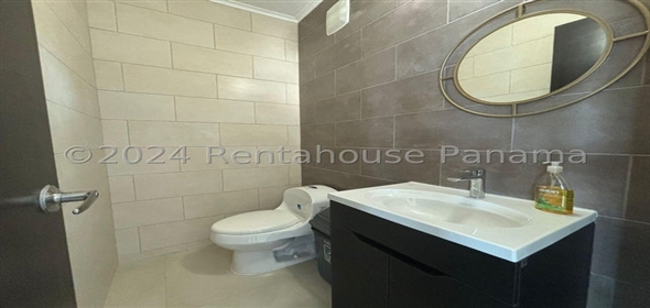 Country Height Avenida San Miguelito 20C Panama City Panamá Province, 07127 | Beautiful Penthouse in Altos de Panamá