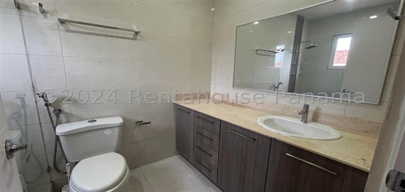 Quintas de Versalles Avenida Costanera D14 Panama City Panamá Province, 07127 | Incredible Single Family Home