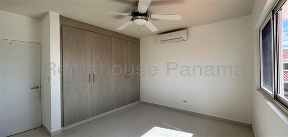 Quintas de Versalles Avenida Costanera D14 Panama City Panamá Province, 07127 | Incredible Single Family Home