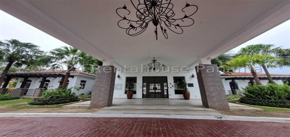Quintas de Versalles Avenida Costanera D14 Panama City Panamá Province, 07127 | Incredible Single Family Home