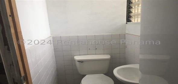 Edificio CC Panama Calle Obarrio 58 E Panama City Panamá Province, 07127 | Exclusive Commercial Building