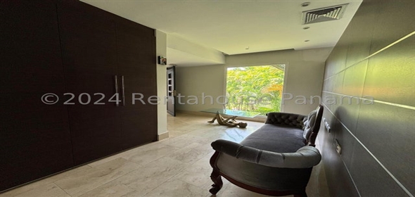 Tucan Country Club Calle Champions Hights 59-A Panama City Panamá Province, 07127 | Modern and Spacious House in Panamá Pacífico