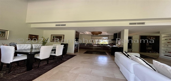 Tucan Country Club Calle Champions Hights 59-A Panama City Panamá Province, 07127 | Modern and Spacious House in Panamá Pacífico