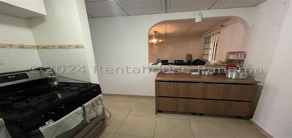 Pacific Place Avenida Pedregal Calle Ismael Casa 25 Panama City Panamá Province, 07127 | Exclusive Home in Sector Juan Diaz