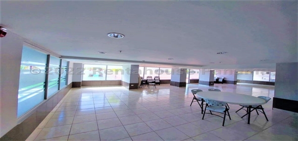 Sunshine by the Park Calle 78C Este 28C Panama City Panamá Province, 07127 | Affordable  Penthouse in Panama