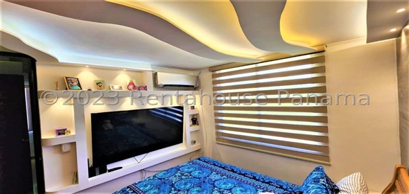 Vistas del Rocío Calle 14 Torre 1 4F Panama City Panamá Province, 07210 | Renovated Apartment in PH Vistas del Rocío