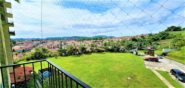 Vistas del Rocío Calle 14 Torre 1 4F Panama City Panamá Province, 07210 | Renovated Apartment in PH Vistas del Rocío