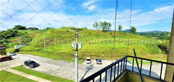 Vistas del Rocío Calle 14 Torre 1 4F Panama City Panamá Province, 07210 | Renovated Apartment in PH Vistas del Rocío