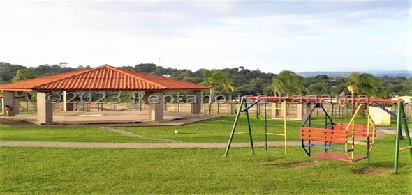 Vistas del Rocío Calle 14 Torre 1 4F Panama City Panamá Province, 07210 | Renovated Apartment in PH Vistas del Rocío