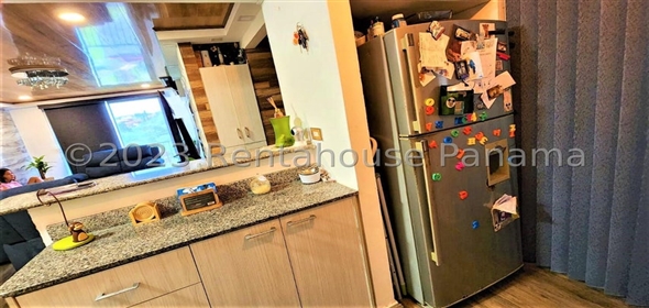 Vistas del Rocío Calle 14 Torre 1 4F Panama City Panamá Province, 07210 | Renovated Apartment in PH Vistas del Rocío