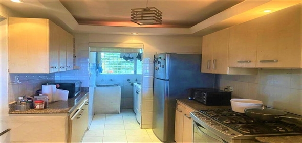 Brisas de Miraflores Calle Otawa Torre B 1-L Panama City Panamá Province, 07095 | Penthouse in Brisas de Miraflores