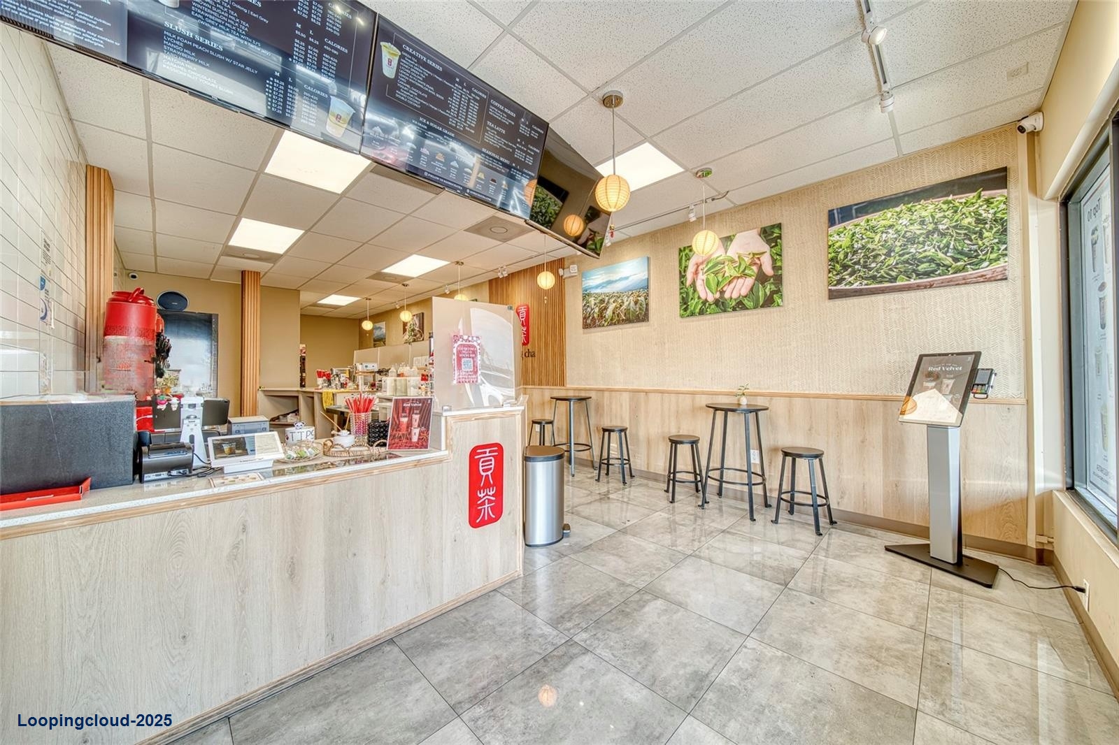 Stunning Bobba Tea Restaurant