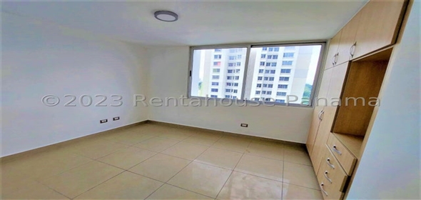 Rokas Avenida Principal de Condado del Rey Torre 200 19C Panama City Panamá Province, 07127 | For Sale Incredible Apartment in Condado del Rey