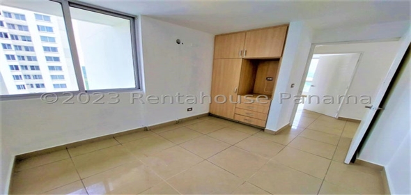 Rokas Avenida Principal de Condado del Rey Torre 200 19C Panama City Panamá Province, 07127 | For Sale Incredible Apartment in Condado del Rey