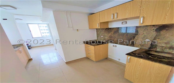 Rokas Avenida Principal de Condado del Rey Torre 200 19C Panama City Panamá Province, 07127 | For Sale Incredible Apartment in Condado del Rey