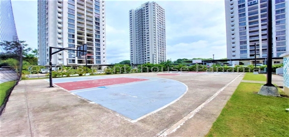 Rokas Avenida Principal de Condado del Rey Torre 200 19C Panama City Panamá Province, 07127 | For Sale Incredible Apartment in Condado del Rey