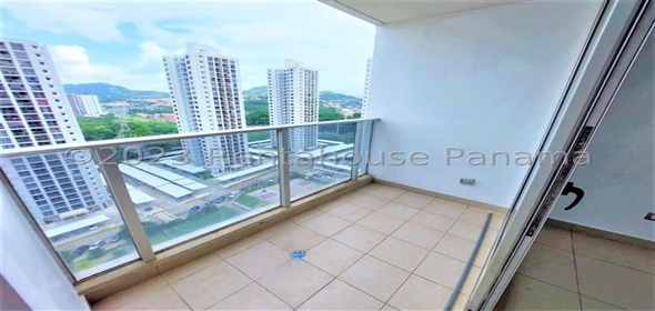 Rokas Avenida Principal de Condado del Rey Torre 200 19C Panama City Panamá Province, 07127 | For Sale Incredible Apartment in Condado del Rey