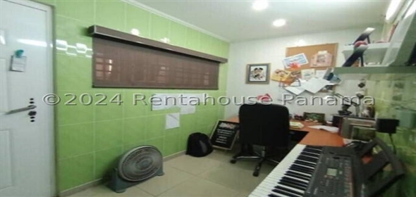 Villas del Golf Avenida Beleares Lote 61 Panama City Panamá Province, 07127 | Exclusive House in Villas del Golf