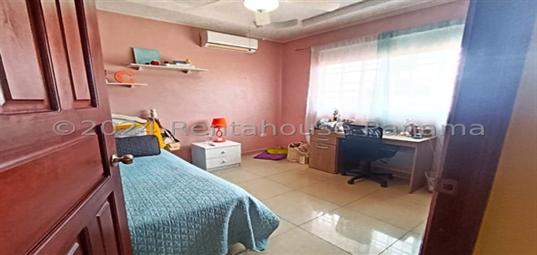 Villas del Golf Avenida Beleares Lote 61 Panama City Panamá Province, 07127 | Exclusive House in Villas del Golf