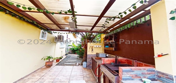 Villas del Golf Avenida Beleares Lote 61 Panama City Panamá Province, 07127 | Exclusive House in Villas del Golf