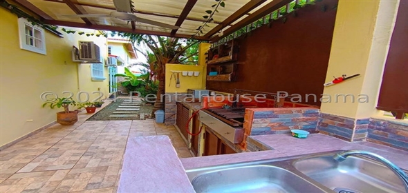 Villas del Golf Avenida Beleares Lote 61 Panama City Panamá Province, 07127 | Exclusive House in Villas del Golf