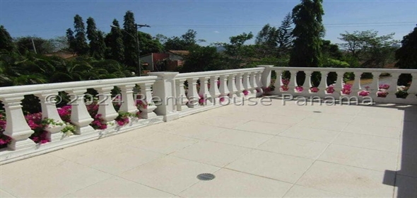 Club de Golf Avenida Camino de los Caballeros Lote 104 Panama City Panamá Province, 07127 | Exclusive House in Club de Golf