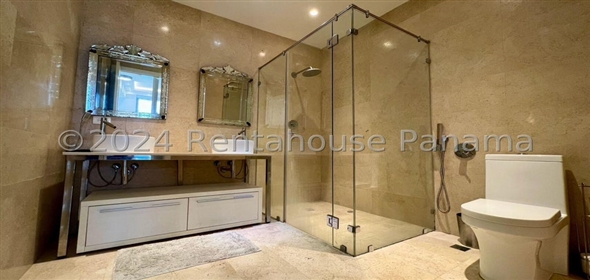 Yoo and Arts Avenida Balboa 42A Panama City Panamá Province, 07127 | Exclusive Apartment in Av Balboa