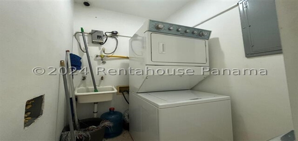 Yoo and Arts Avenida Balboa 42A Panama City Panamá Province, 07127 | Exclusive Apartment in Av Balboa